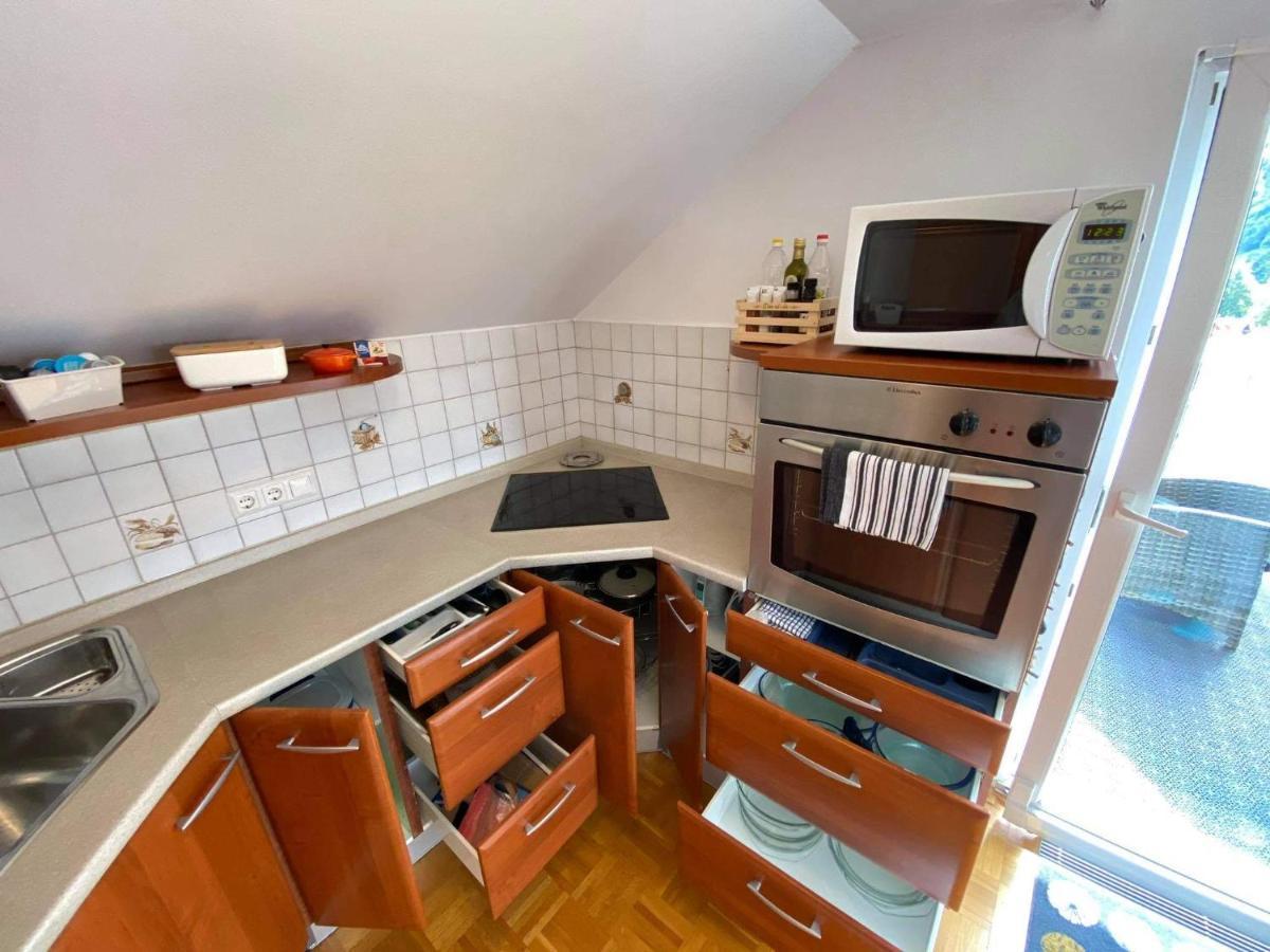 Apartment Kranj - Huge Terrace, Free P, Wi - Fi, Ac Eksteriør billede